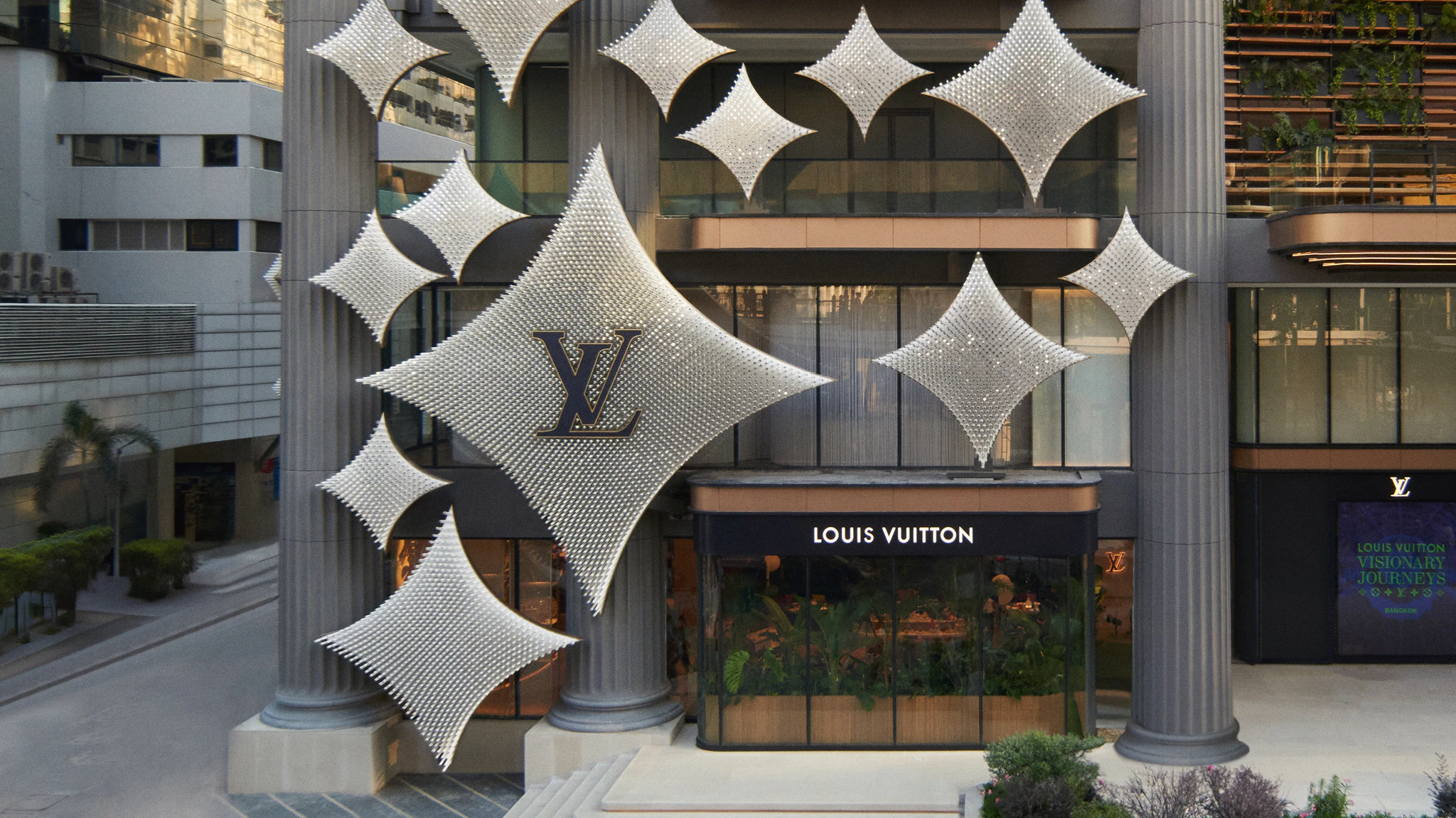 20partners LVTHEPLACE3 Louis Vuitton The Place and why in-store experience needs some real innovation Journal travel retail luxury experience